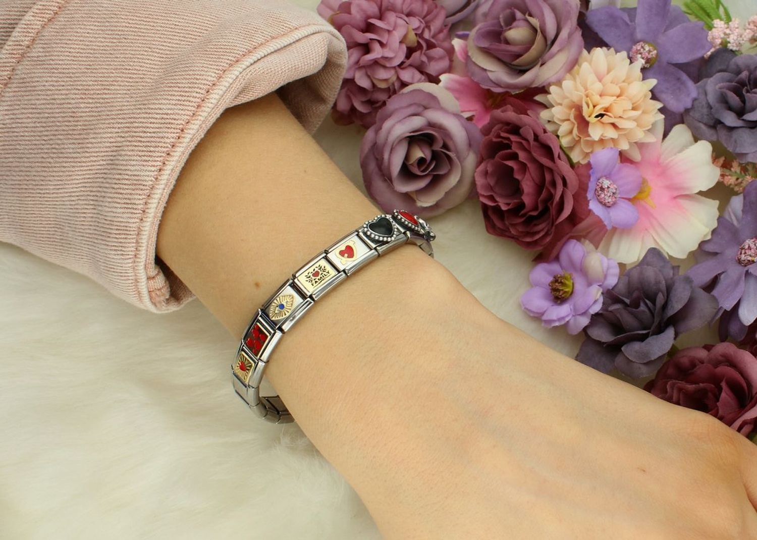 Nomination Link 18K zawieszka złoto Płytka z czerwonymi sercami 030284 59.png